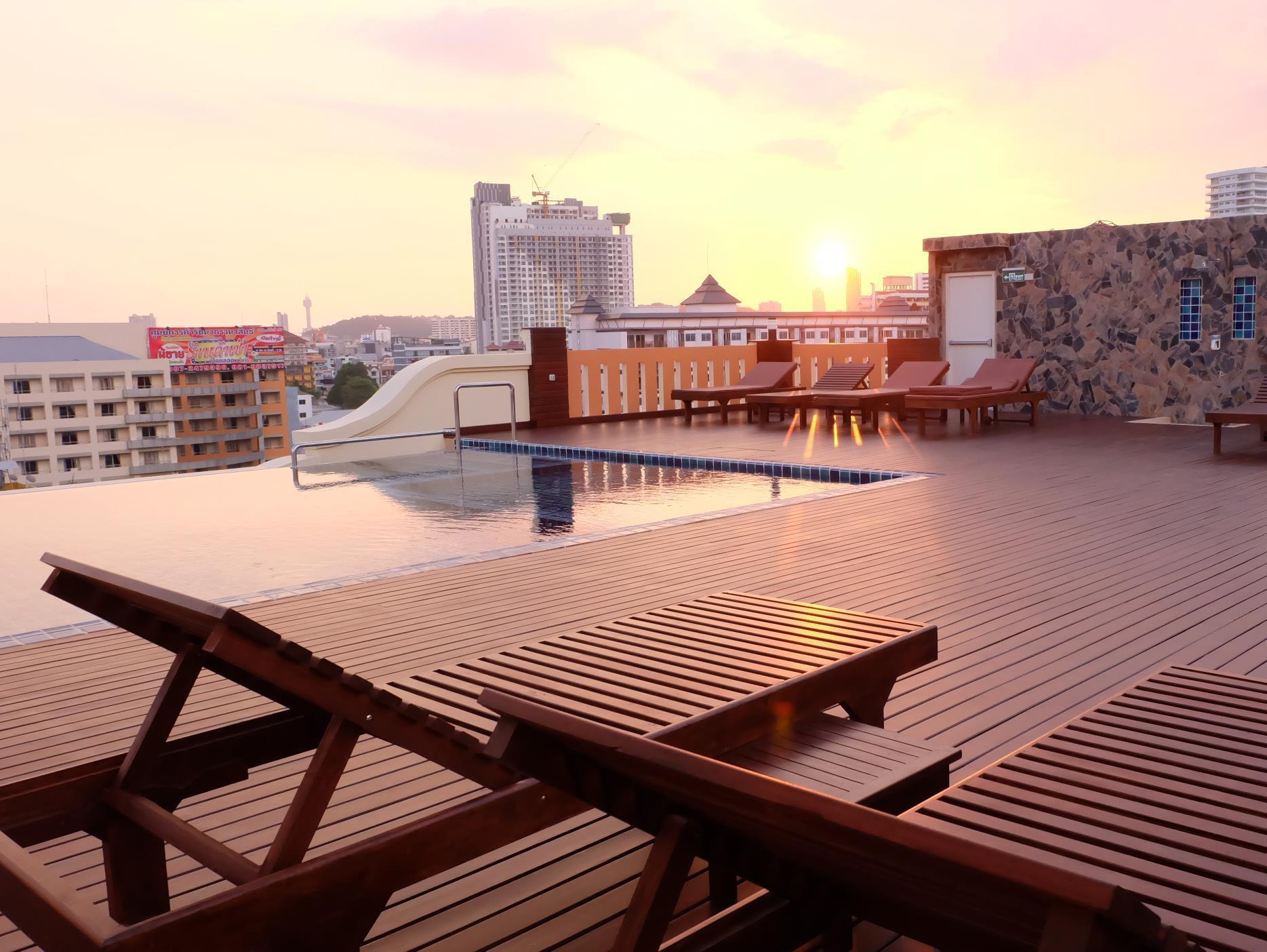 D Hotel Pattaya Zewnętrze zdjęcie